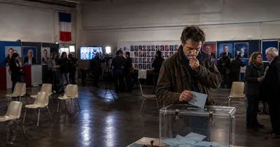 La présidentielle sans arbitrage. Démocratie du public, sélection de la posture et éclipse de la nation