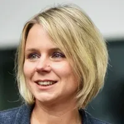 Portrait de Cécile CUKIERMAN