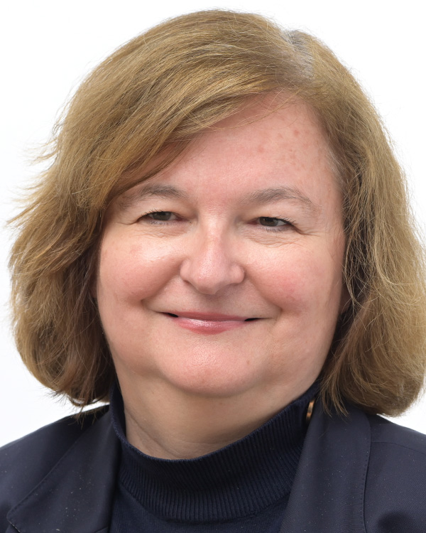 Portrait de Nathalie LOISEAU